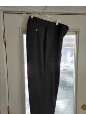 Men's Covington Dark Green Pleated Front Pants 42x30
